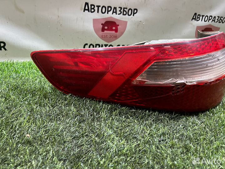 Фонарь задний левый Kia Rio 3 дефект