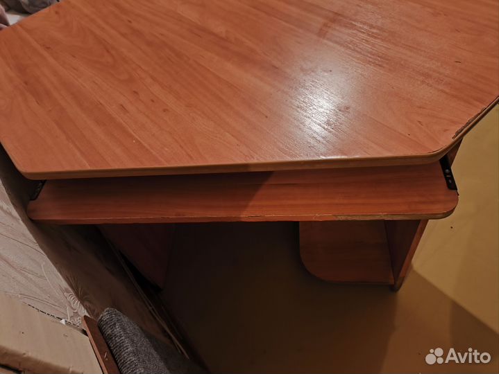 Компьютерный стол бу бесплатно