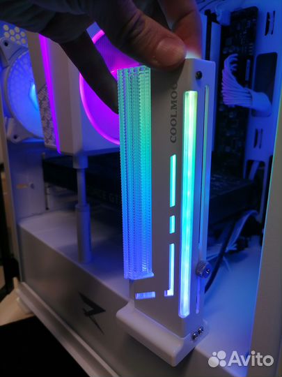 Держатель для видеокарты