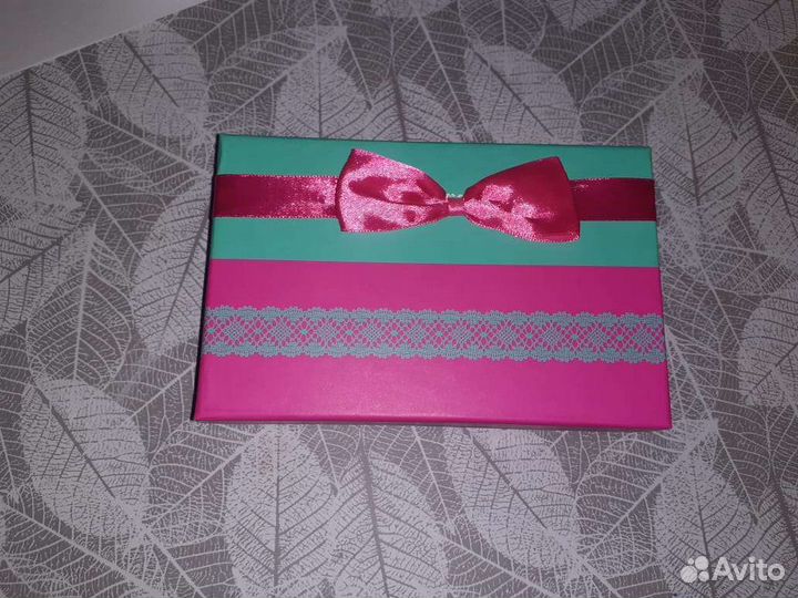 Коробка подарочная