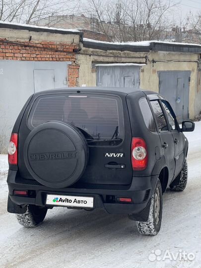 Chevrolet Niva 1.7 МТ, 2012, 100 100 км