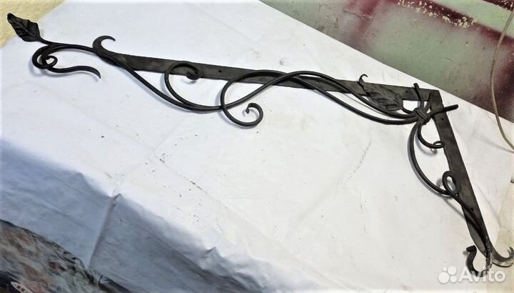 Антиквариат Кованная деталь