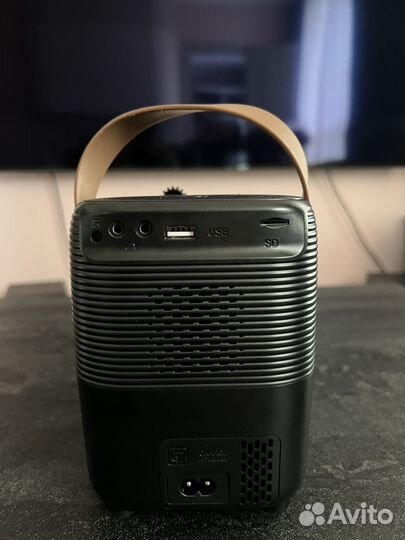 Проектор umiio a008