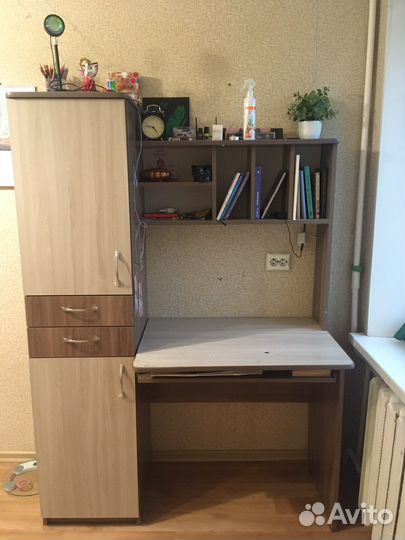 Школьный уголок