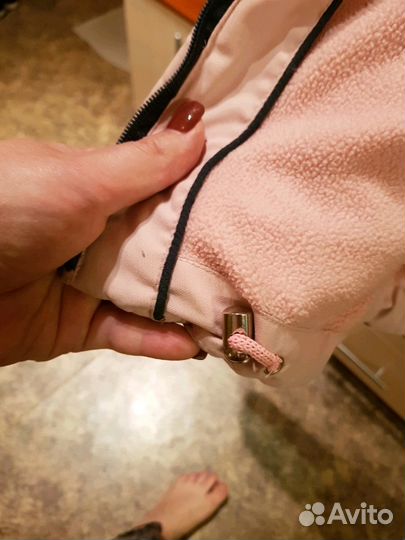 Куртка на девочку 6-8 лет