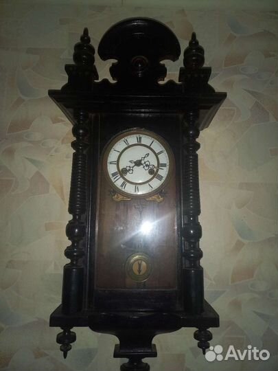 Антикварные часы