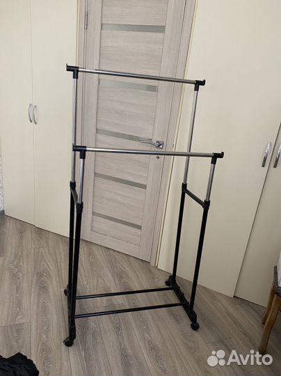 Вешалка напольная