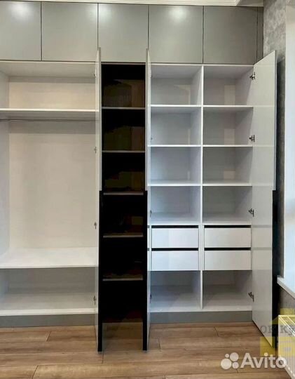 Встроенный шкаф