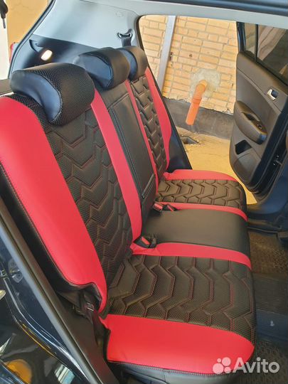 Автомобильные чехлы из экокожи 