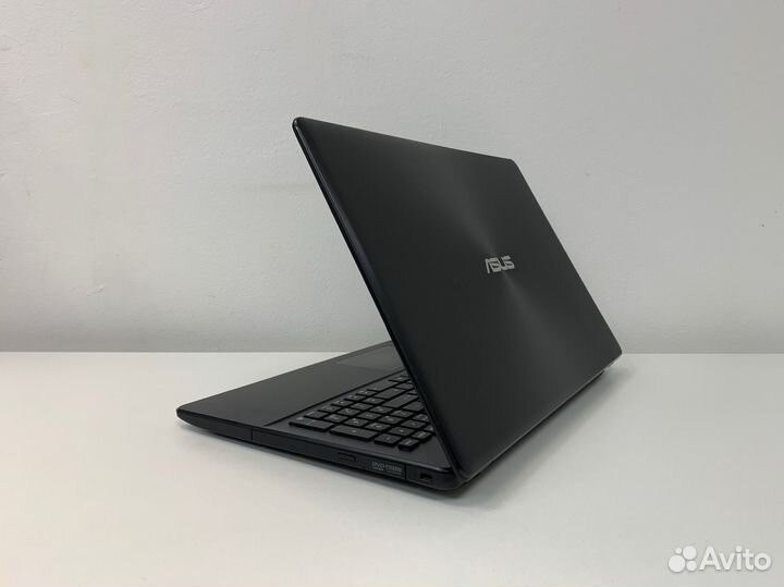 Хороший 4 ядерный Asus на SSD