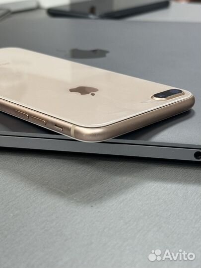 iPhone 8 Plus, 64 ГБ