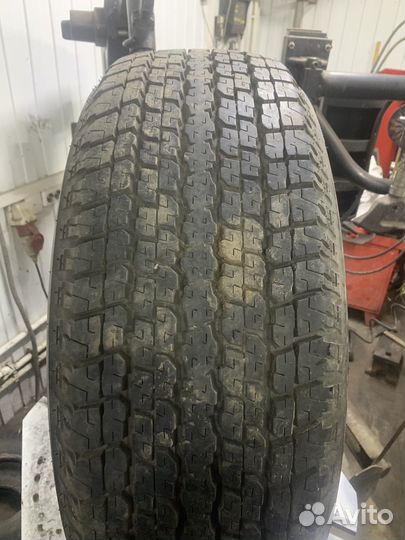 Bridgestone Dueler H/T 275/65 R17 114H