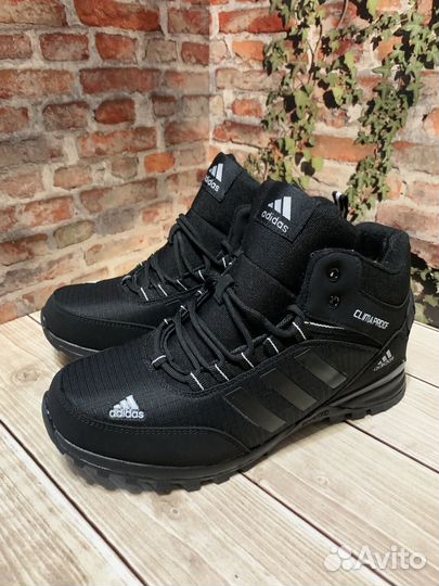 Adidas мужские кроссовки зимние 41-46р