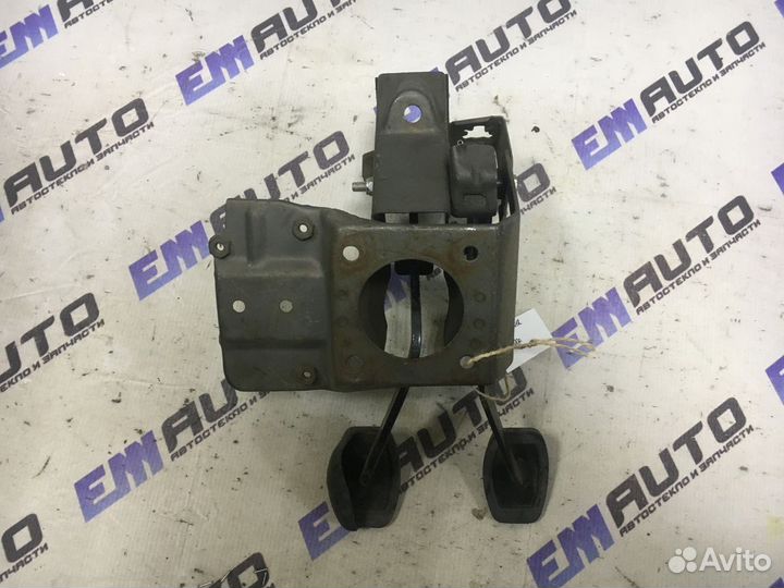 Блок педалей Фиат Альбеа