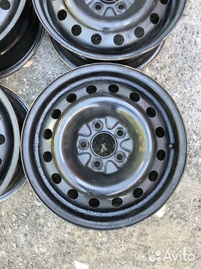 Диск штамп R16 5x114,3 et50 d66.1 6,5j Renault