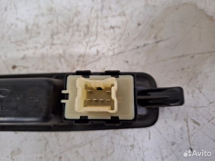 Кнопка стеклоподъемника задняя левая Лада Xray GAB