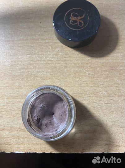 Помадка для бровей anatasia