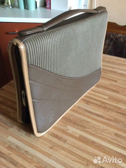 Папка для документов на молнии