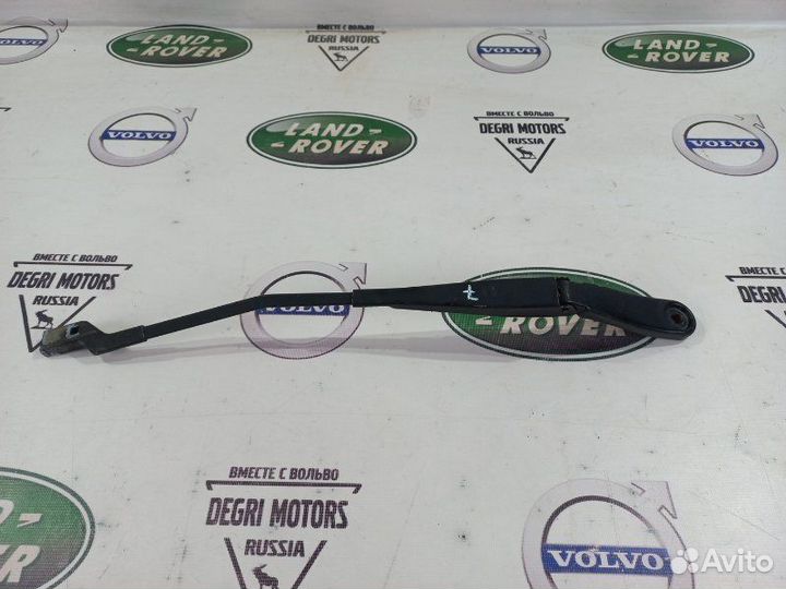 Поводок стеклоочистителя передний левый Volvo V70