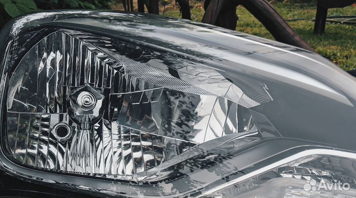 Фара правая Солярис оригинал