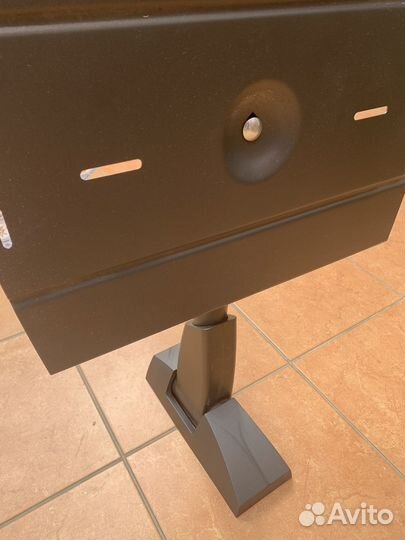 Крепеж для телевизора к стене, новый