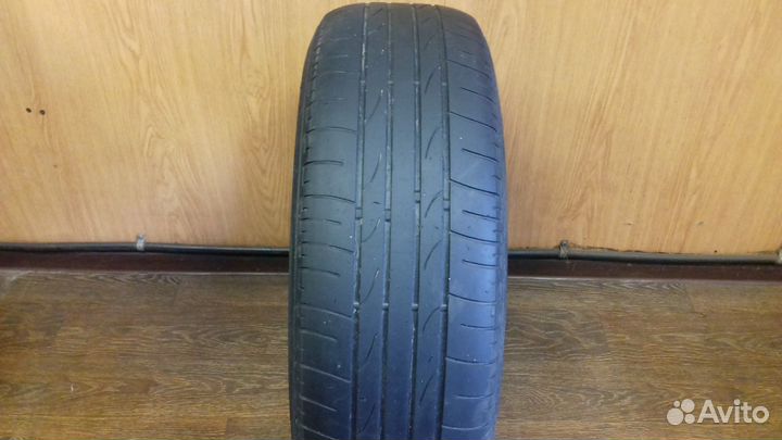 Bridgestone Dueler H/P Sport 215/65 R16 98H