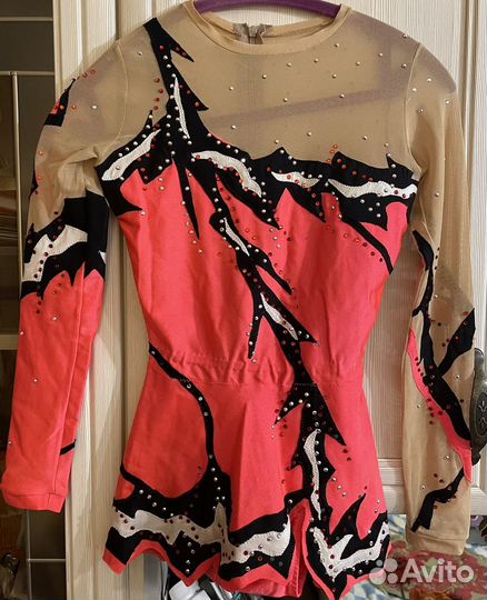 Купальник для художественной гимнастики