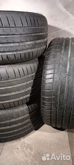 Michelin Pilot Sport 4 245/45 R18 и 275/40 R18 103Y