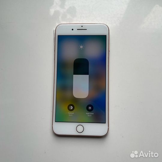 iPhone 8 Plus, 64 ГБ