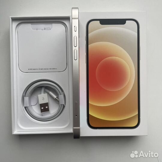 iPhone 12, 64 ГБ