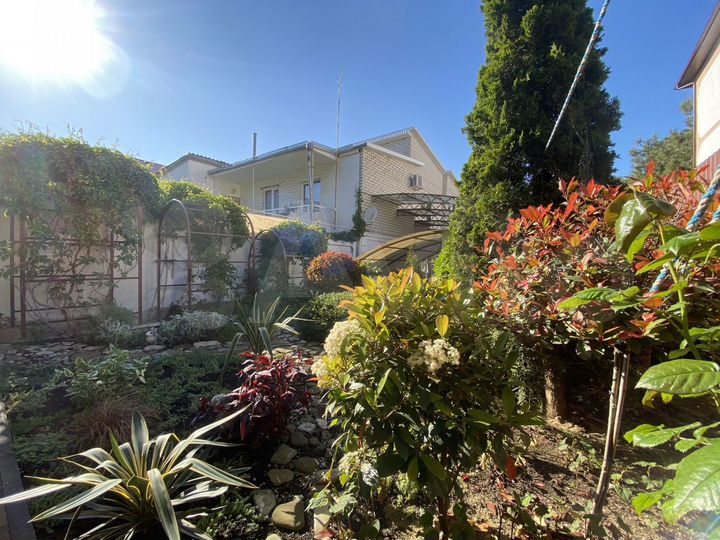 Дом 100 м² на участке 6 сот.