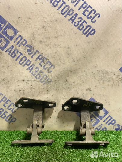 Петля крышки багажника Bmw X5 кроссовер 3.0 M54