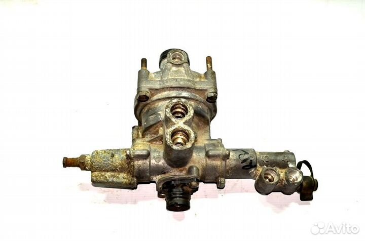 Регулятор давления воздуха renault trucks Premium