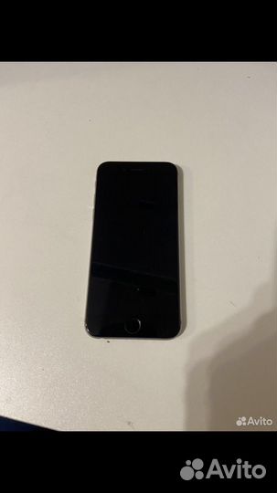 iPhone 6S, 64 ГБ