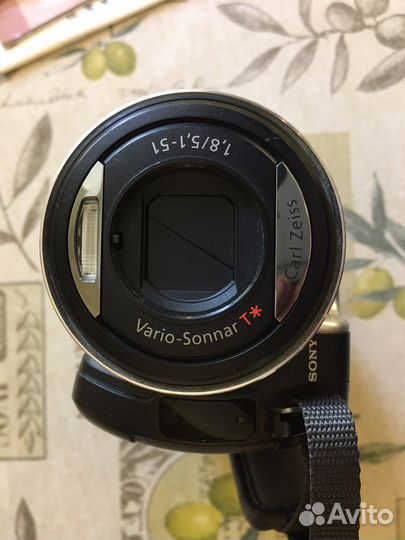 Видеокамера sony DCR-SR100E