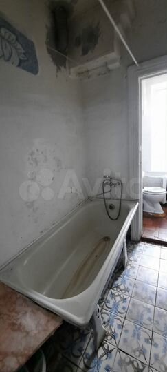 Комната 40 м² в 3-к., 2/2 эт.