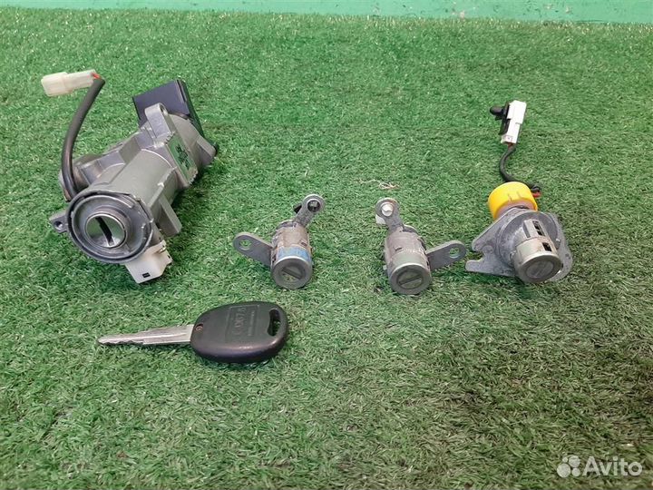 Замок зажигания Chevrolet aveo T255 2009