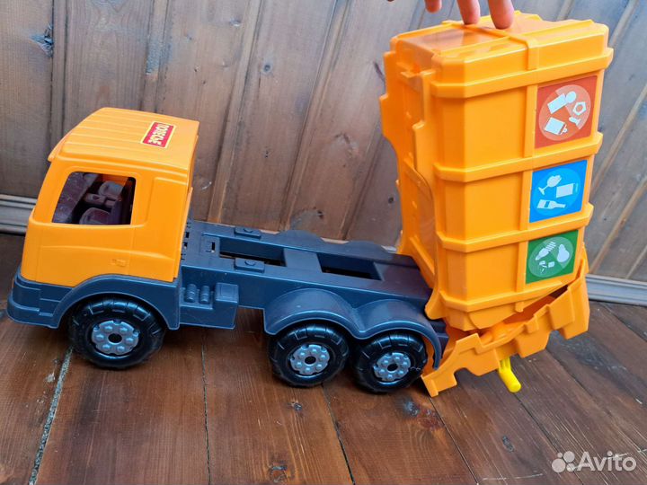 Мусоровоз полесье