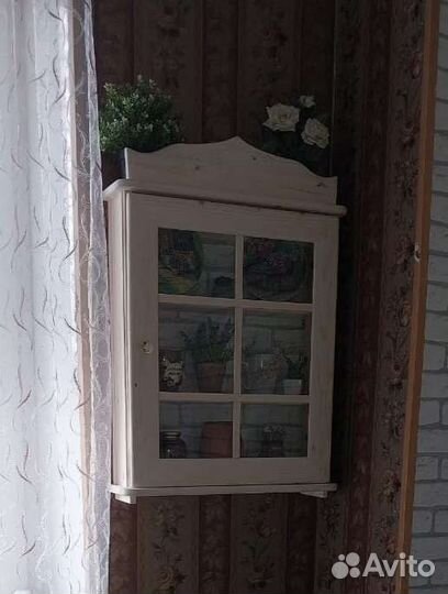 Полки настенные из дерева