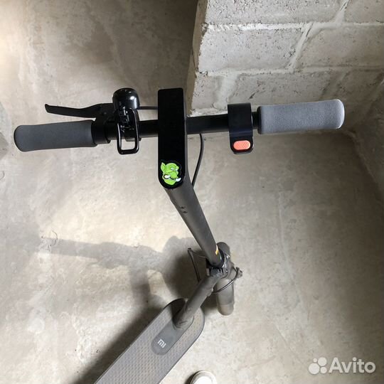Элетросамокат xiaomi Essential оригинал