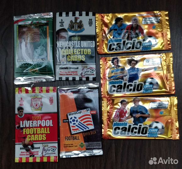 Обёртки от футбольных карточек