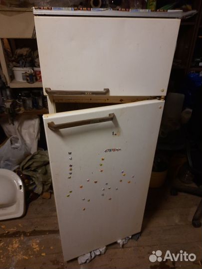 Холодильник бу маленький