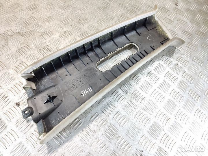 Обшивка стойки правая Ssang yong Rexton 2001 2006