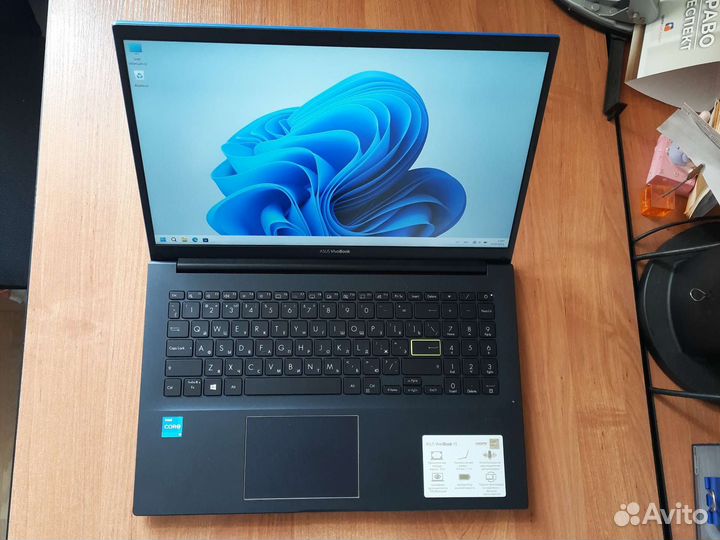 Новый ноутбук asus VivoBook