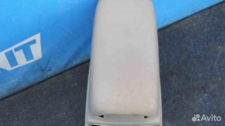 Подлокотник Mazda 6 (Мазда 6) GG GJ6A64450B