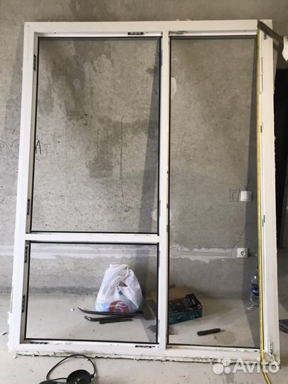 Балконная рама с дверью