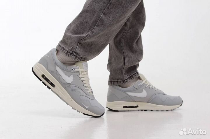 Nike Air Max 1 x Patta 'Light grey'