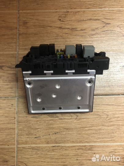 Блок предохранителей Mercedes W211