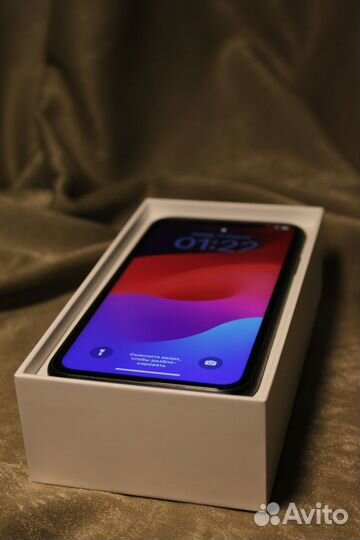 iPhone Xr, 64 ГБ