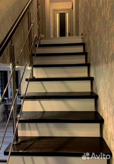 Лестничные перила кованные с монтажем